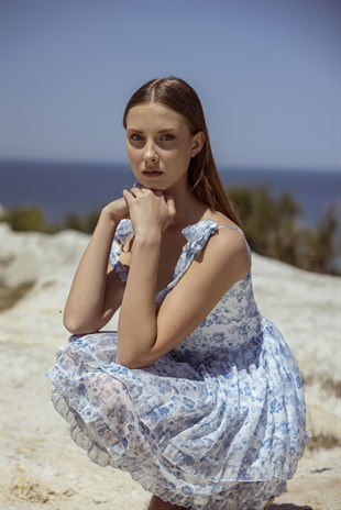 Askılı Mavi Çiçek Desenli Mini Tasarım Elbise
