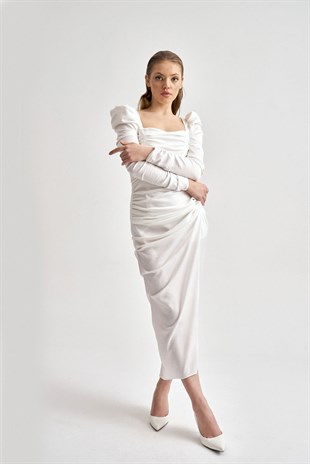 Beyaz Drape Detaylı Tasarım İpek Elbise